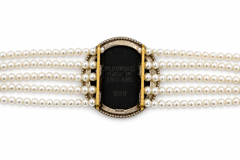 Vintage Wedgwood Pearl Bracelet (BBS_MWCB007)