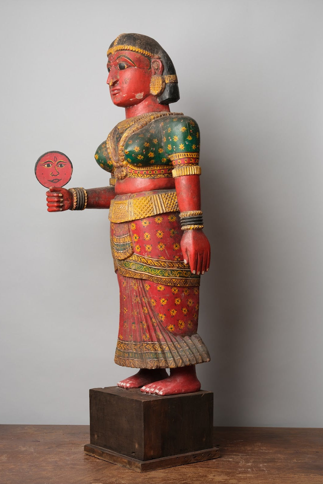 Bhuta Female Attendants