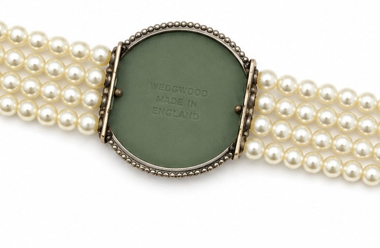 Vintage Italian Wedgwood necklace