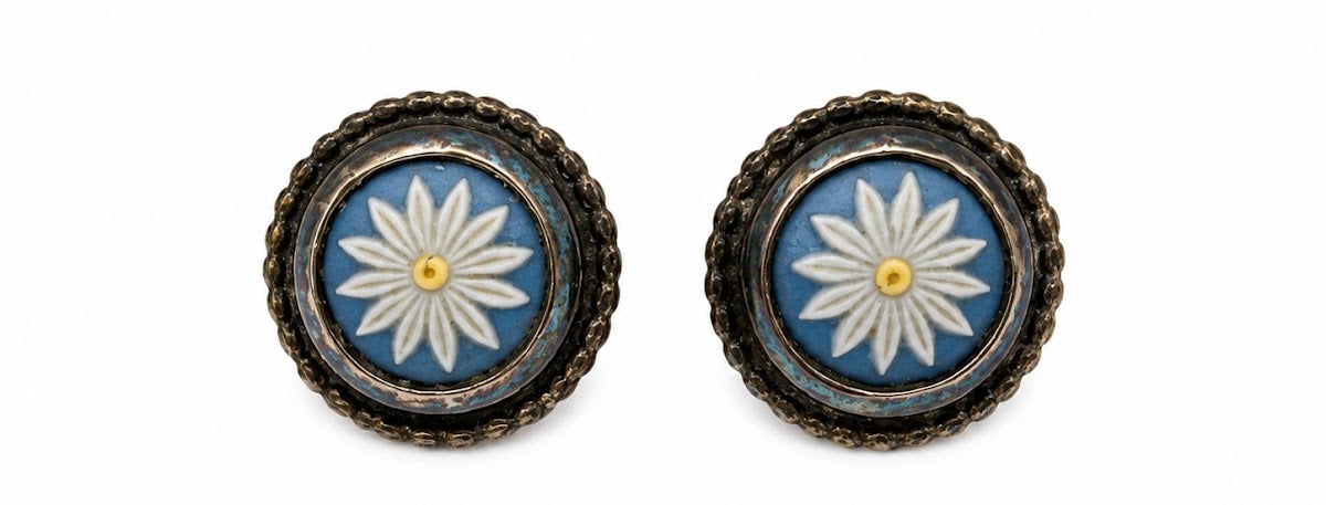 Vintage Wedgwood Earrings (BBS_MWCER004)