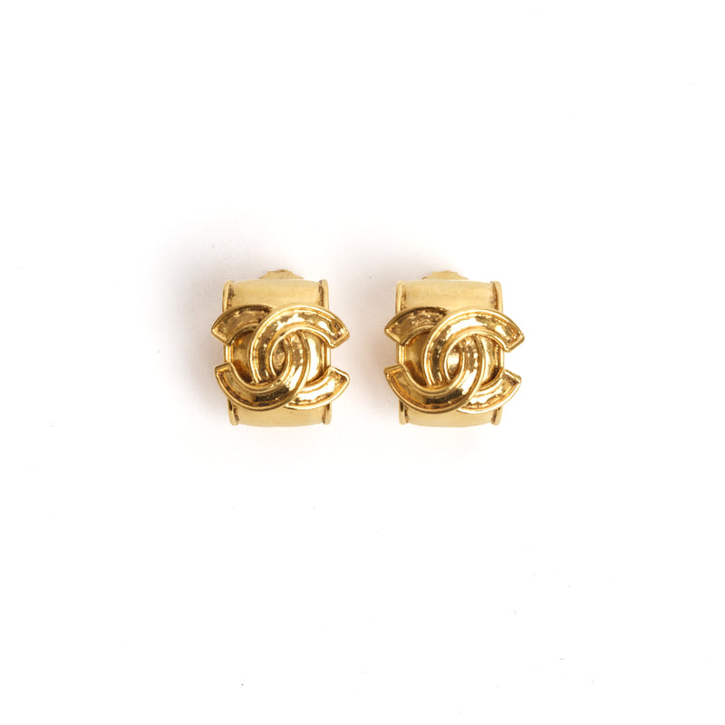 VINTAGE CHANEL CC EARRINGS - beg borrow steal studio