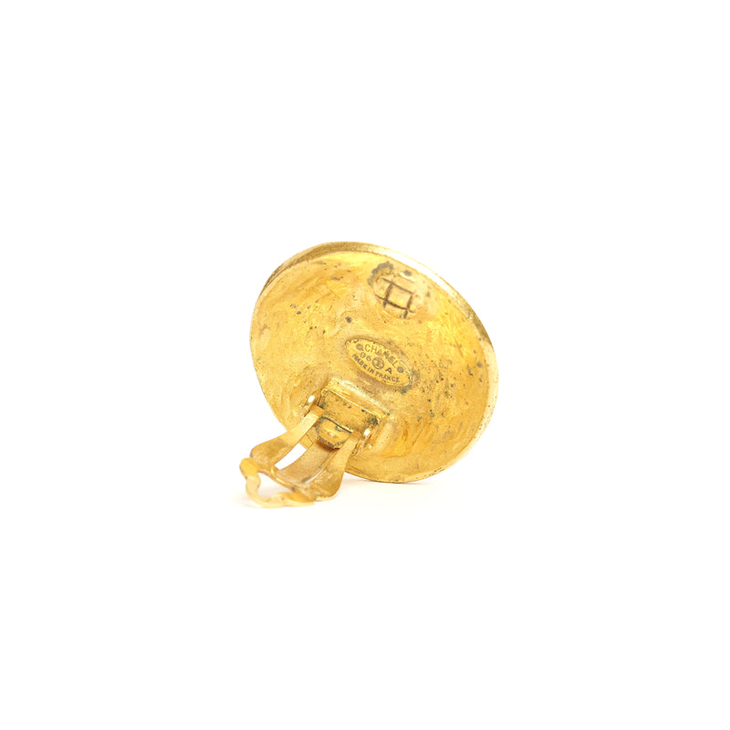 VINTAGE CHANEL CC GRAPEVINE ROUND EARRINGS - beg borrow steal studio