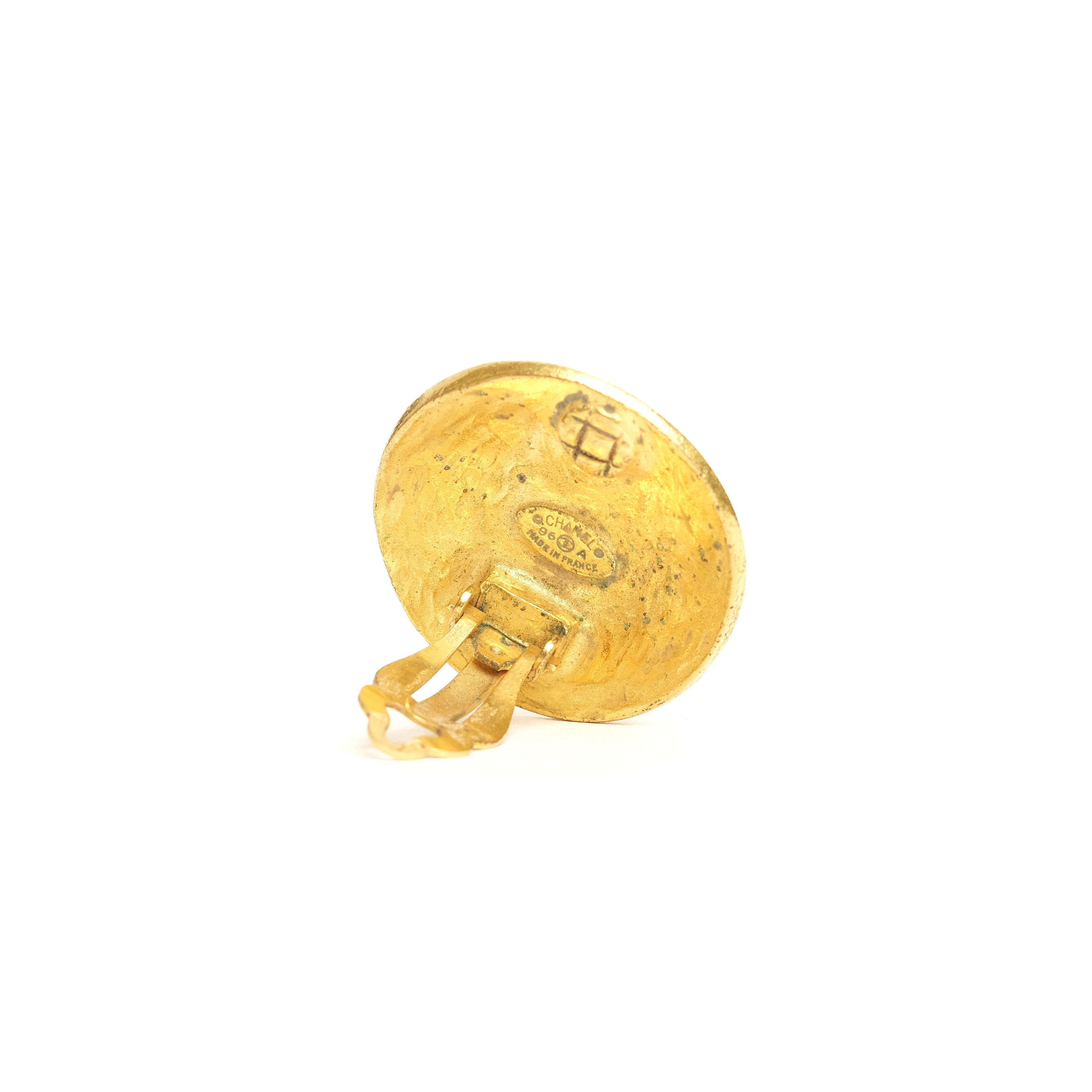 VINTAGE CHANEL CC GRAPEVINE ROUND EARRINGS - beg borrow steal studio