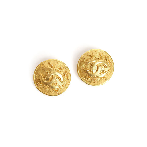 VINTAGE CHANEL CC GRAPEVINE ROUND EARRINGS
