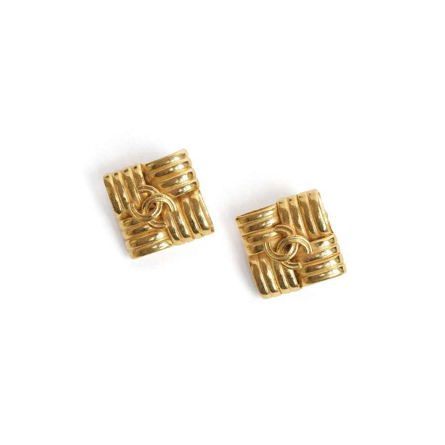 VINTAGE CHANEL TEXTURED GRID SQUARE CC EARRINGS