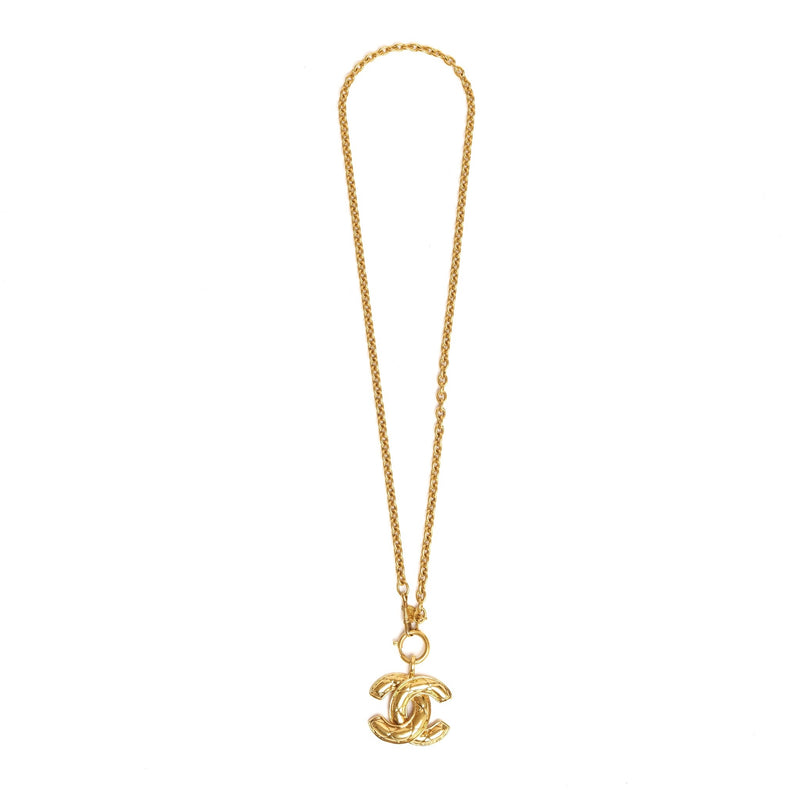 VINTAGE CHANEL QUILTED CC COCO PENDANT NECKLACE - Beg Borrow Steal Studio