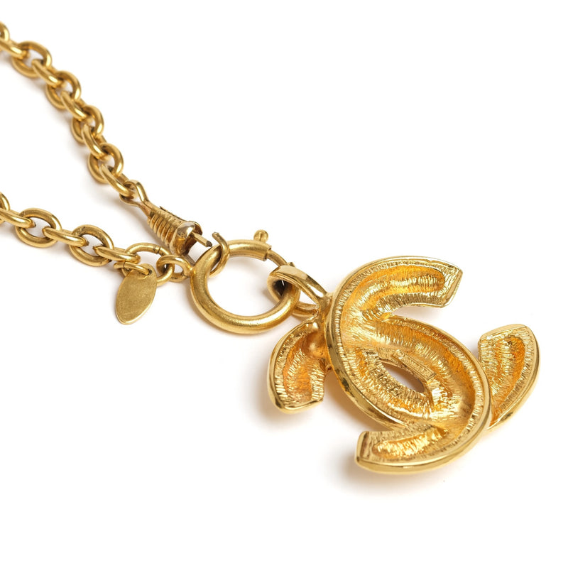 VINTAGE CHANEL QUILTED CC COCO PENDANT NECKLACE - Beg Borrow Steal Studio