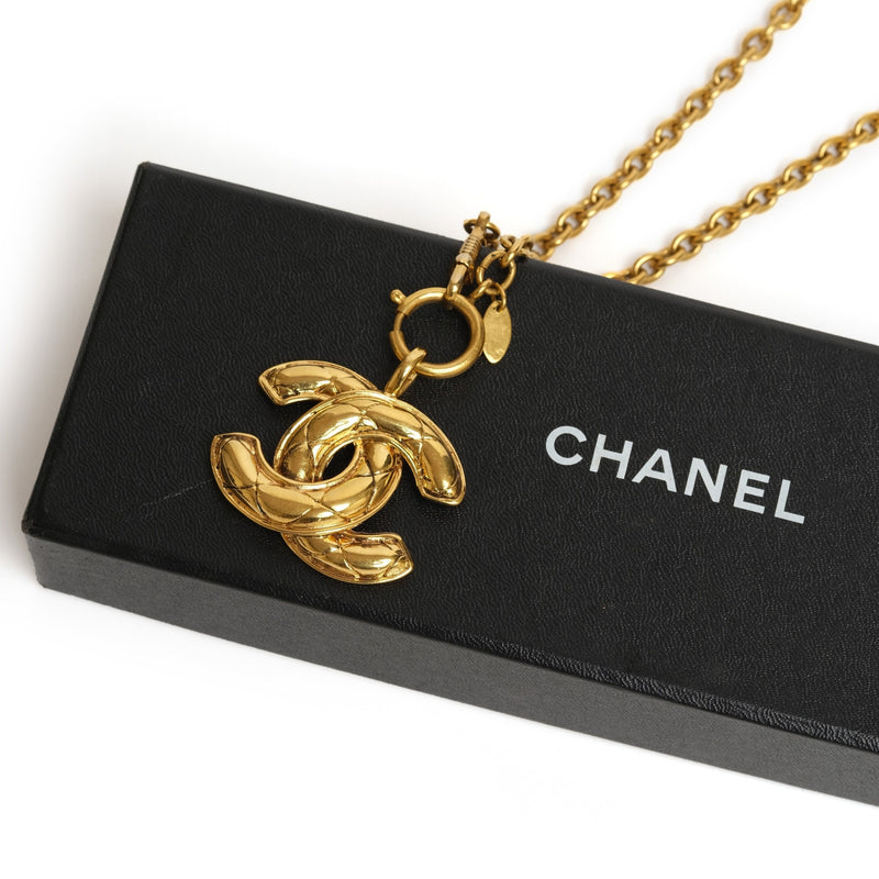 VINTAGE CHANEL QUILTED CC COCO PENDANT NECKLACE - Beg Borrow Steal Studio