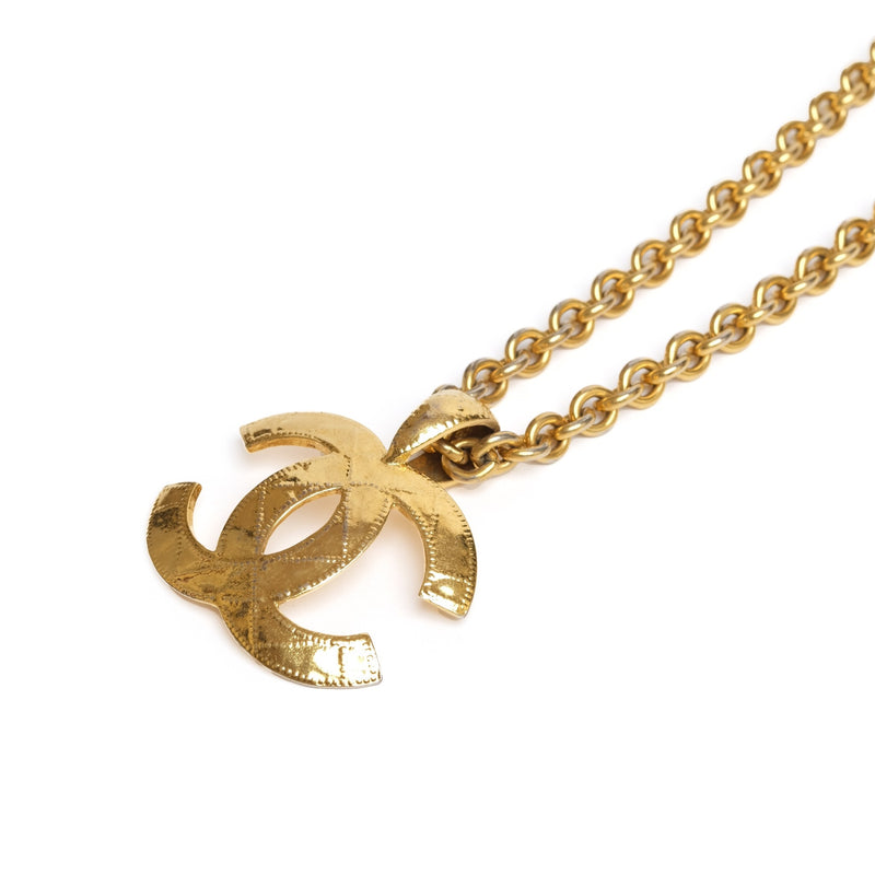 VINTAGE CHANEL CC COCO PENDANT NECKLACE - Beg Borrow Steal Studio