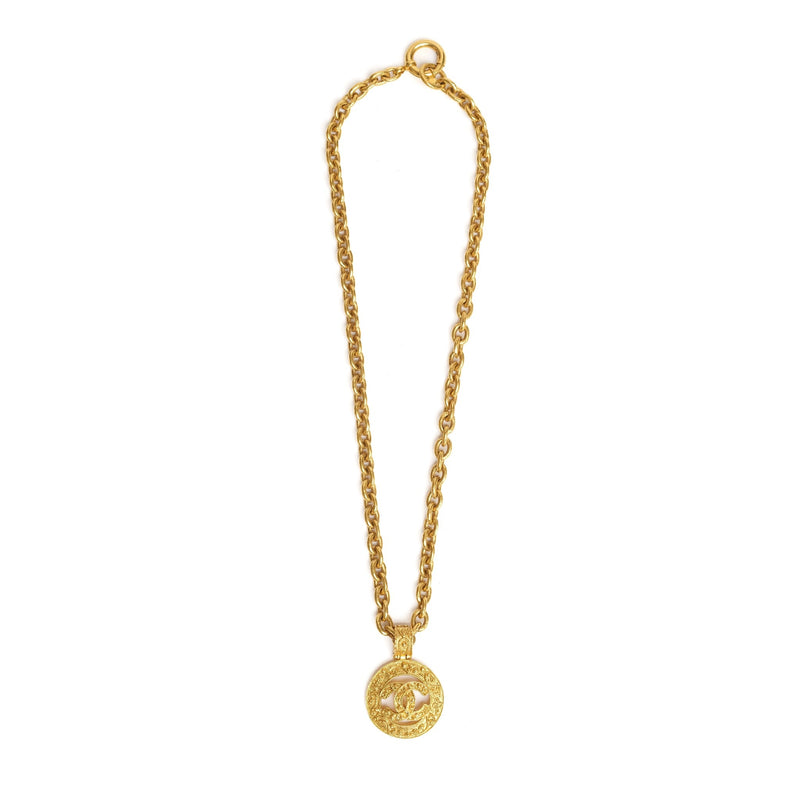 VINTAGE CHANEL CC LOGO MEDALLION NECKLACE - Beg Borrow Steal Studio