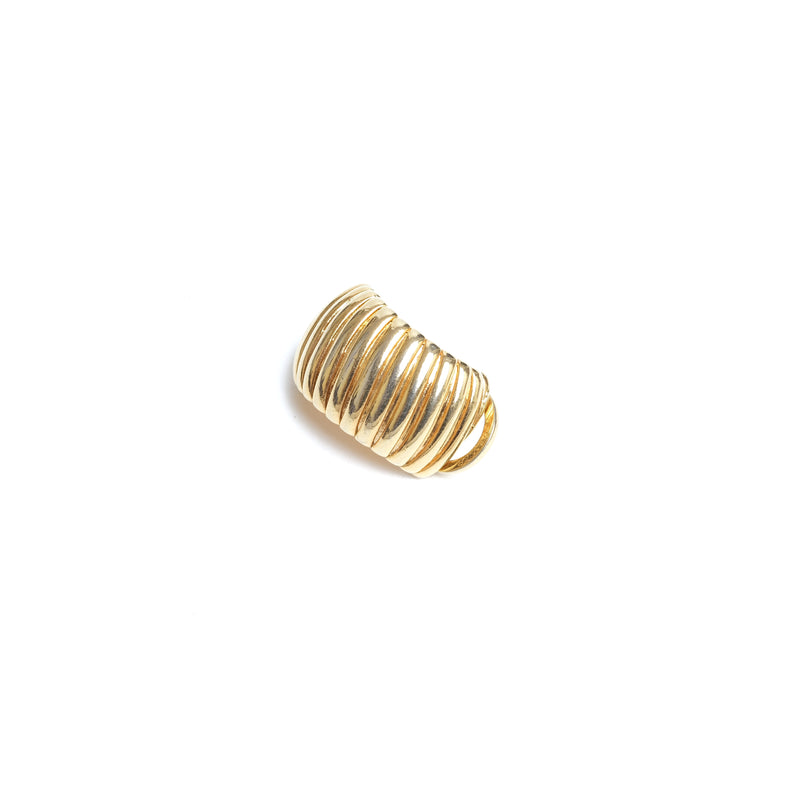 VINTAGE CHRISTIAN DIOR RIBBED TEXTURED EARRINGS - beg borrow steal studio