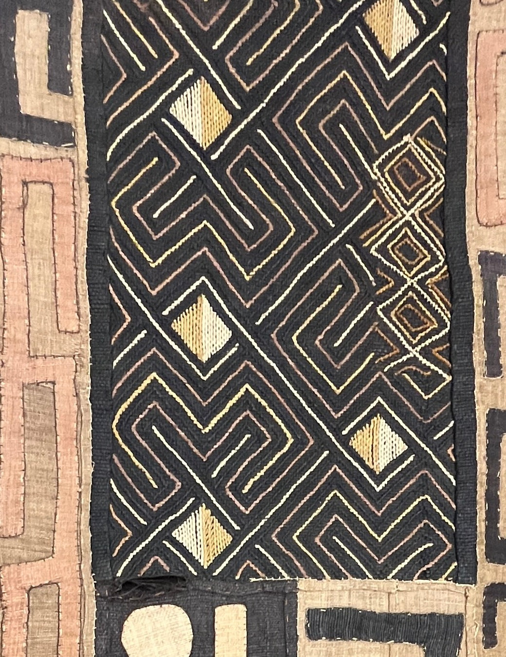 Vintage African Rafia Kuba,1960's - BBS_T012 (Closeup Detail)