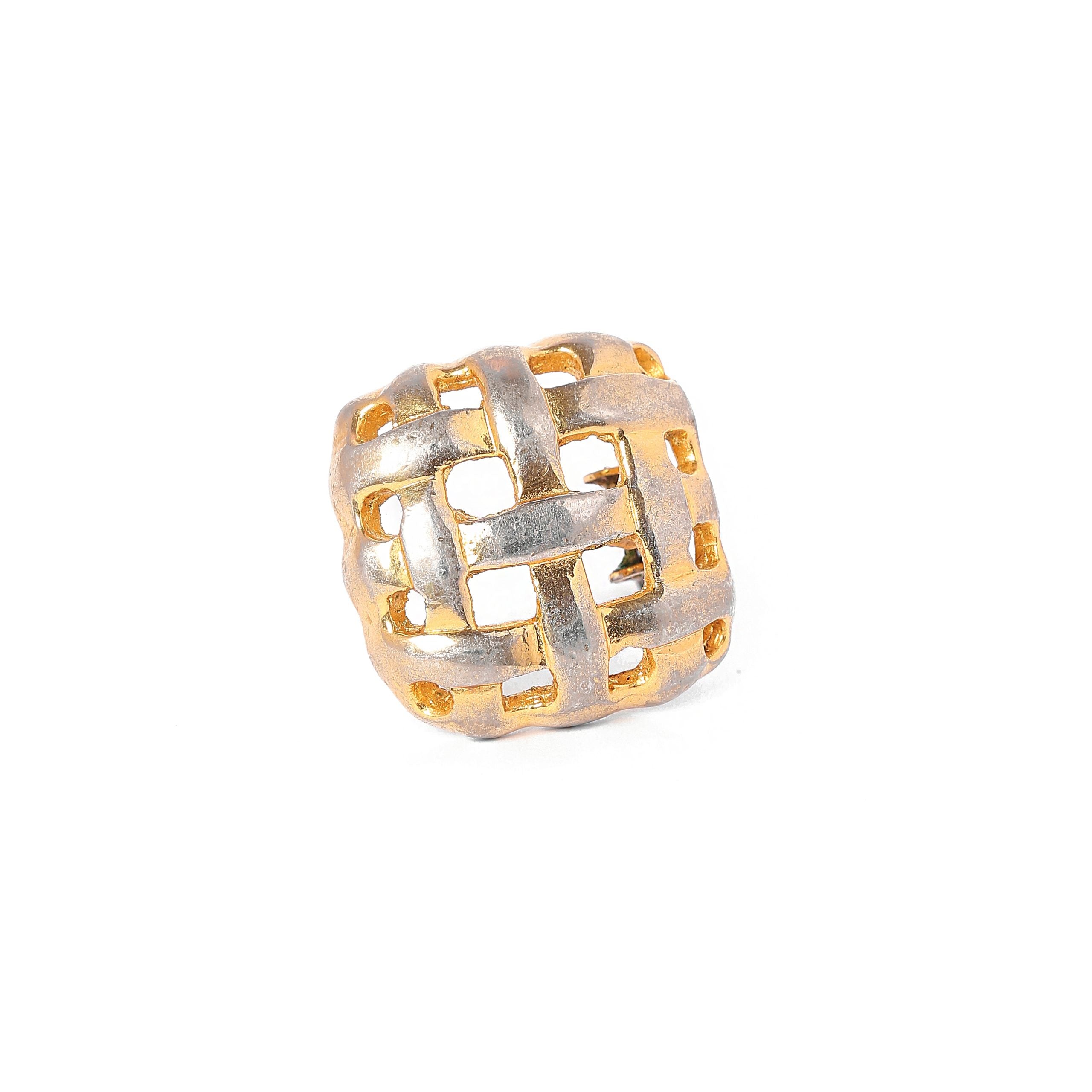Vintage Criss- Cross Earrings - beg borrow steal studio