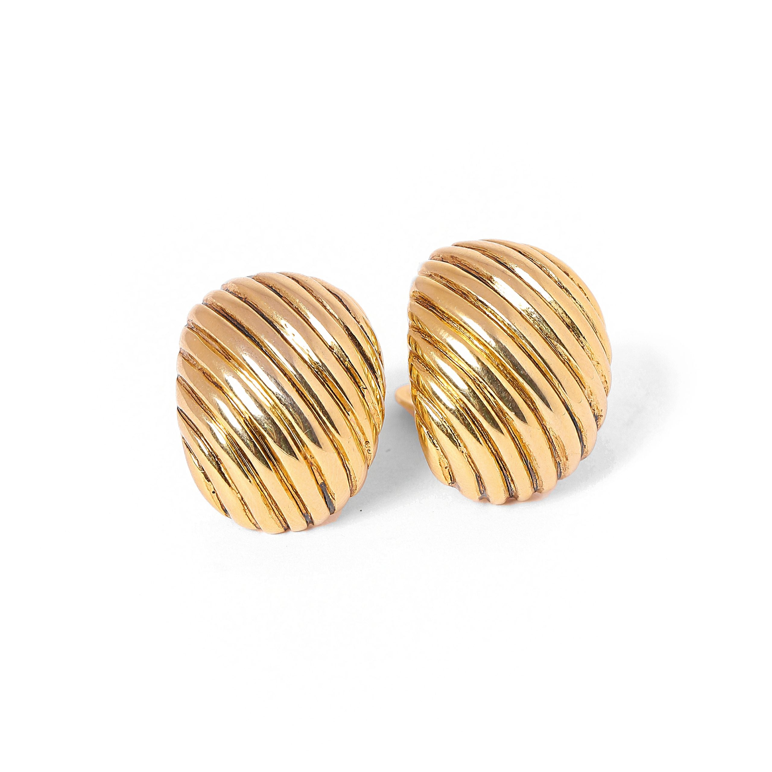 Vintage Shinny Ribbed Style Earrings - beg borrow steal studio