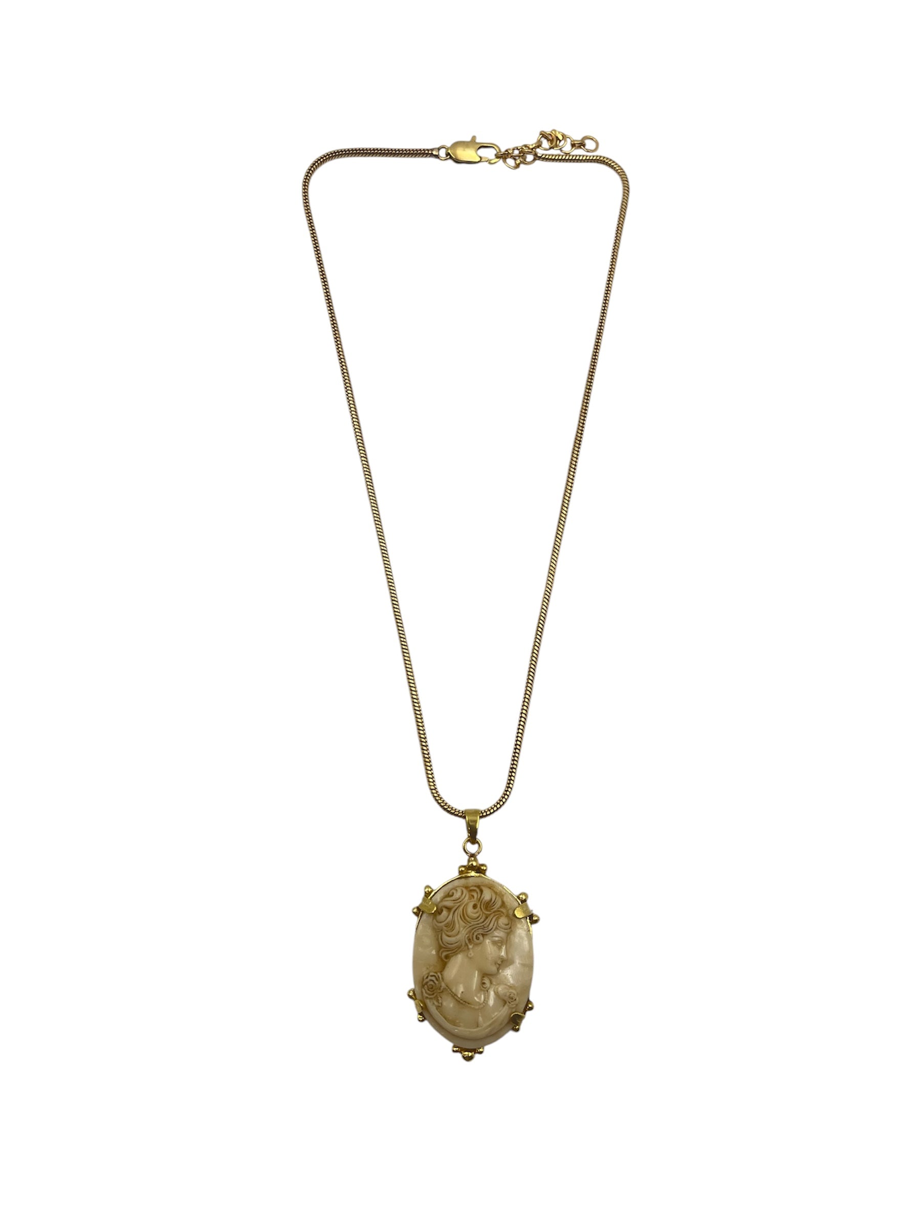 Vintage Cameo Necklace