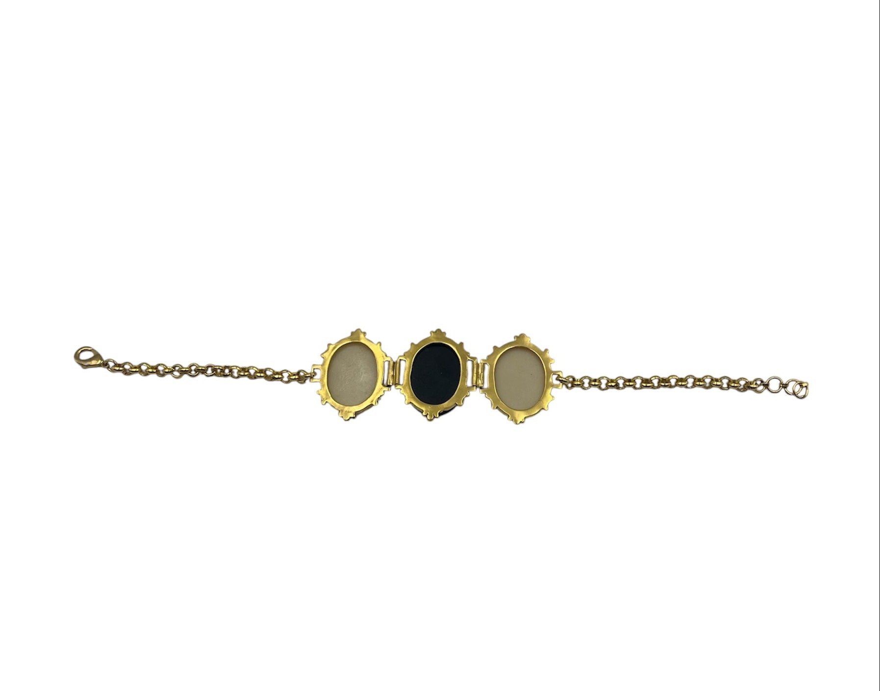Vintage Cameo Necklace