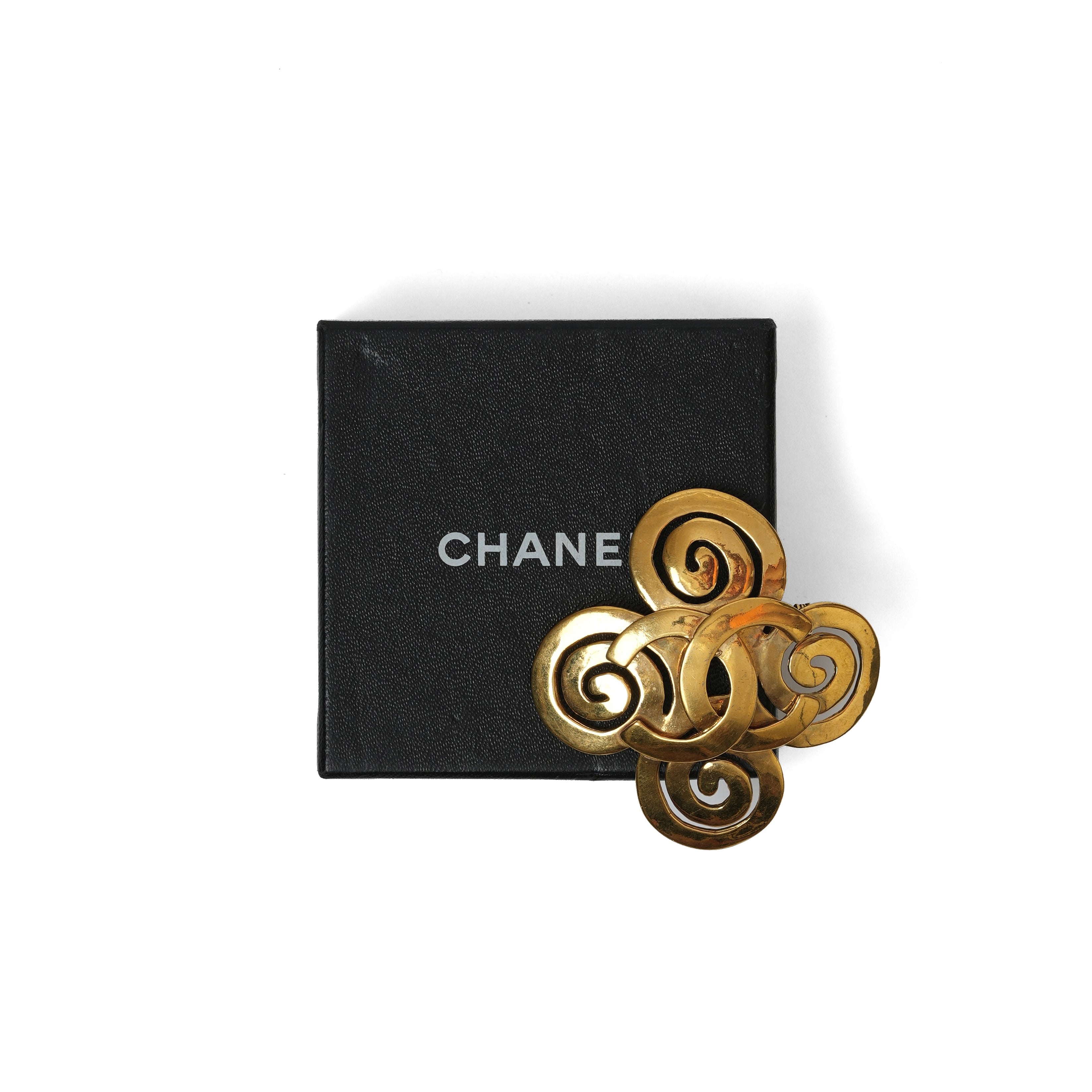 Vintage Chanel Twisted Flower CC Brooch - beg borrow steal studio
