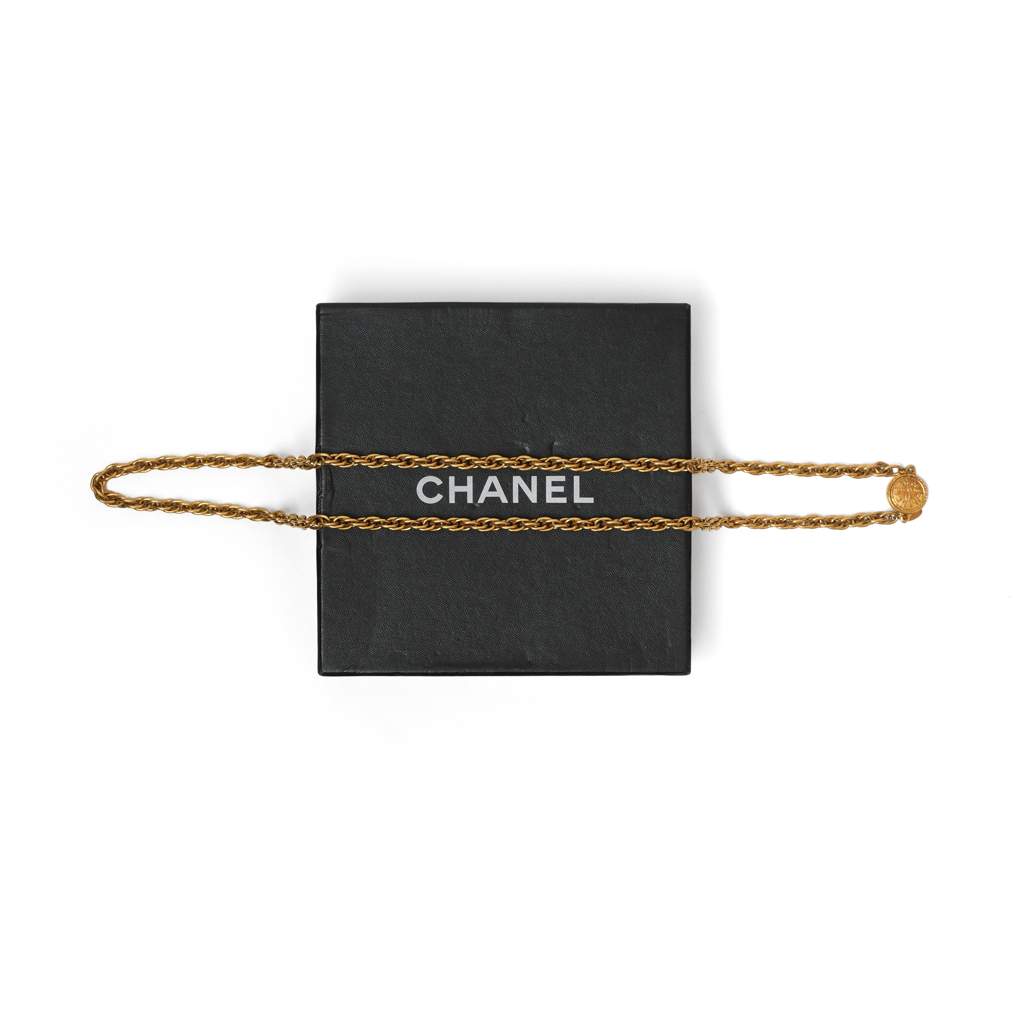 VINTAGE CHANEL CHAIN LINK WITH ONE SMALL POCOIN NECKLACE - Beg Borrow Steal Studio