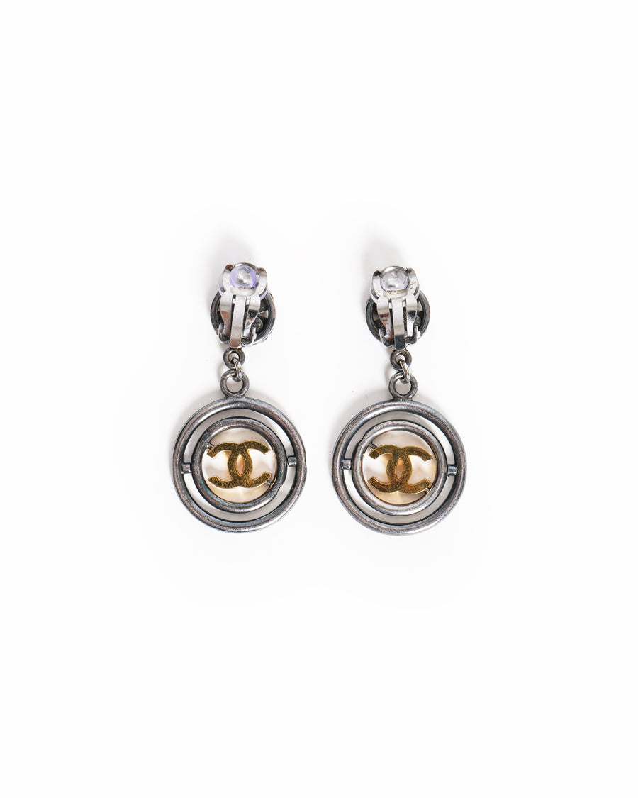 Vintage Chanel CC Logos Clover Dangle Earrings.
