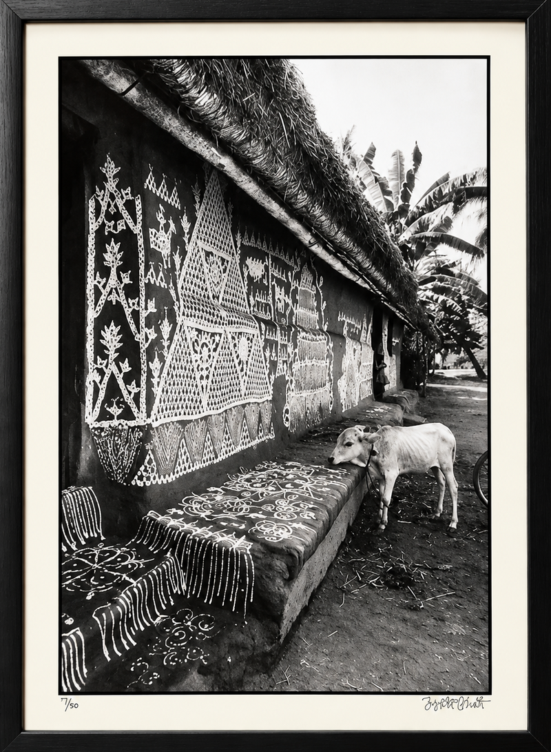 Jyoti Bhatt - Chita Wall Painting by Fingertips, Orissa (1987)