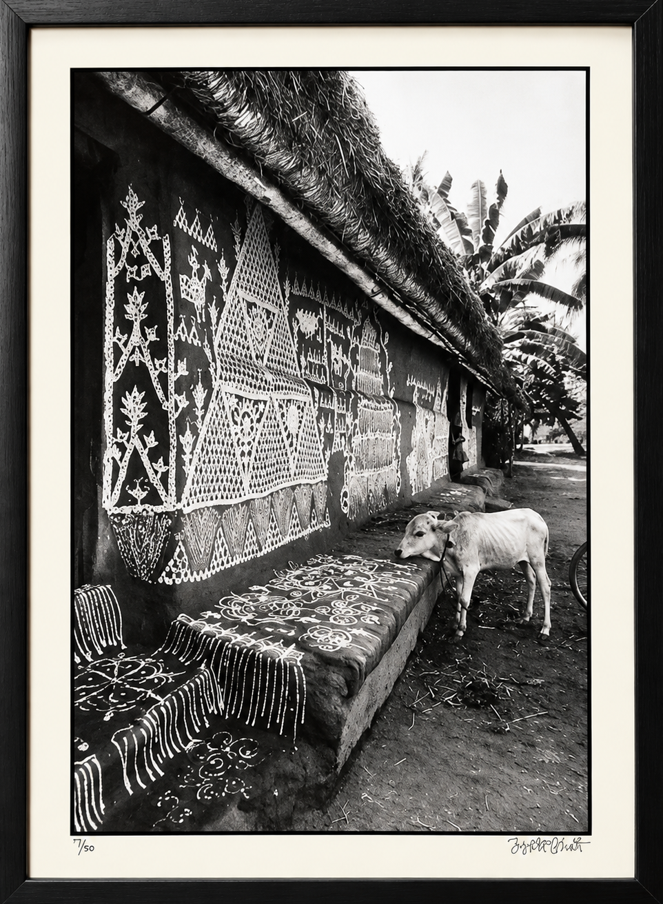 Jyoti Bhatt - Chita Wall Painting by Fingertips, Orissa (1987)