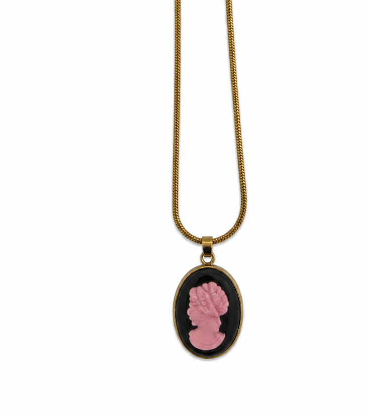 Vintage Cameo Necklace